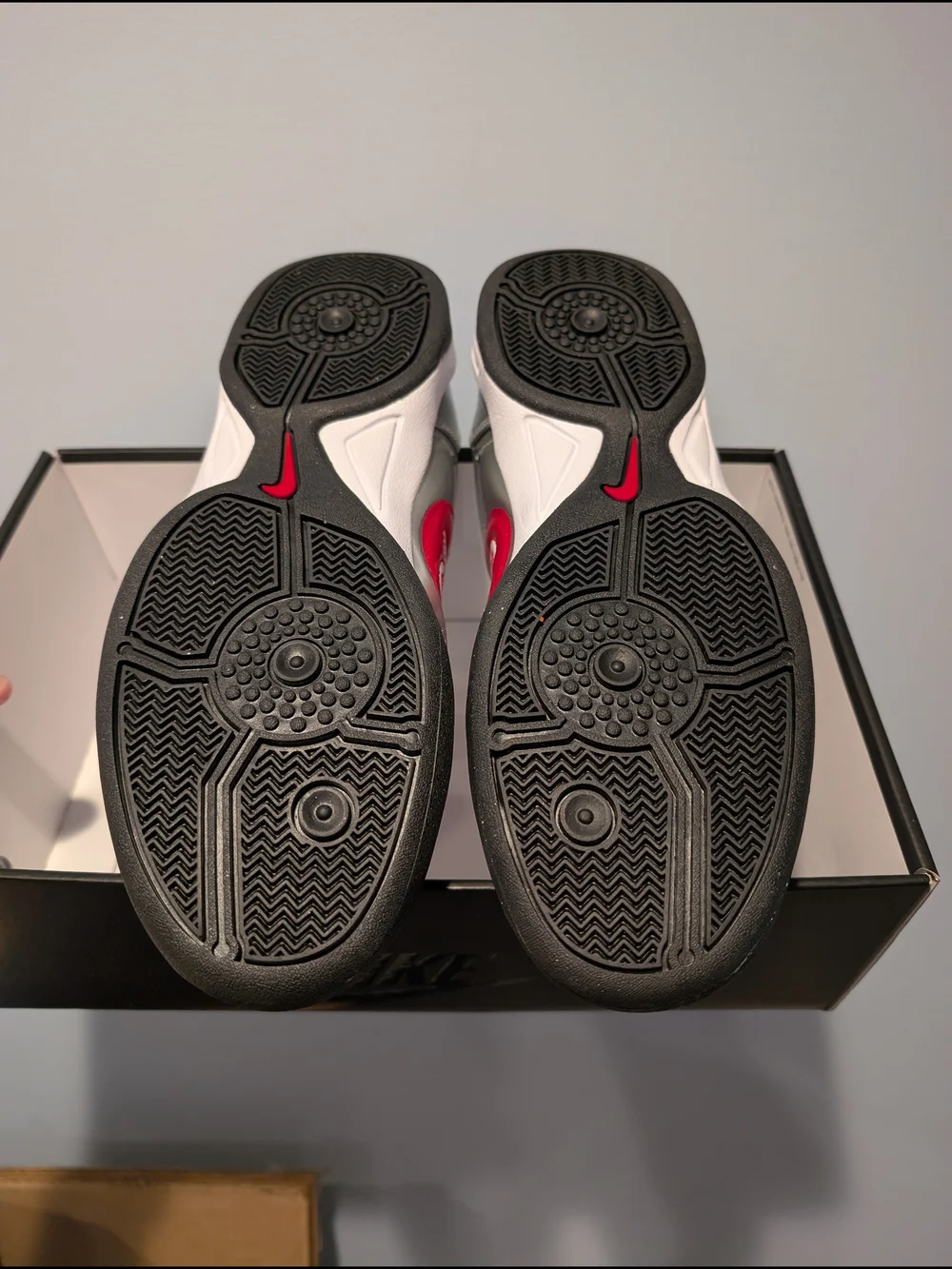 Nike Silver Sneakers with Red '90' Patch